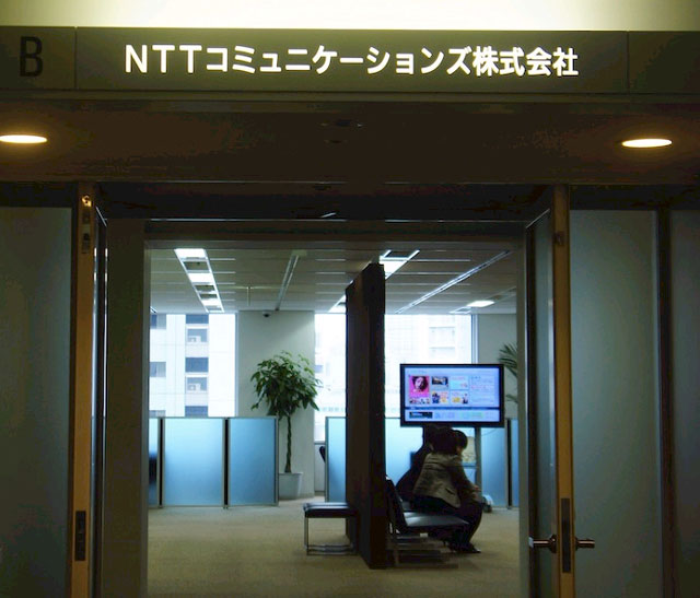 q1-2